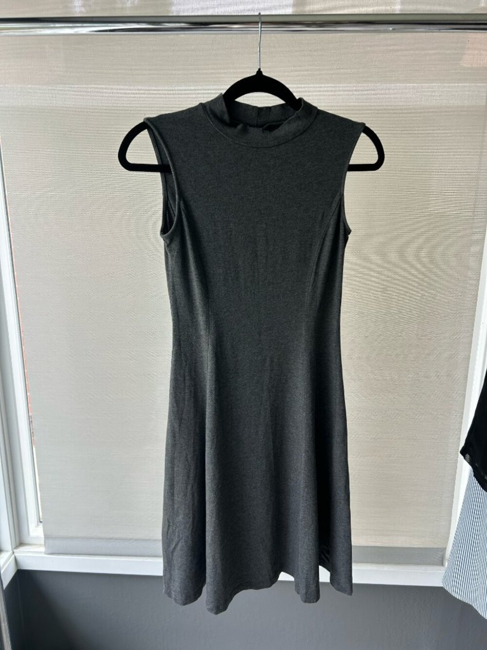 Uniqlo Grey Sleeveless Dress